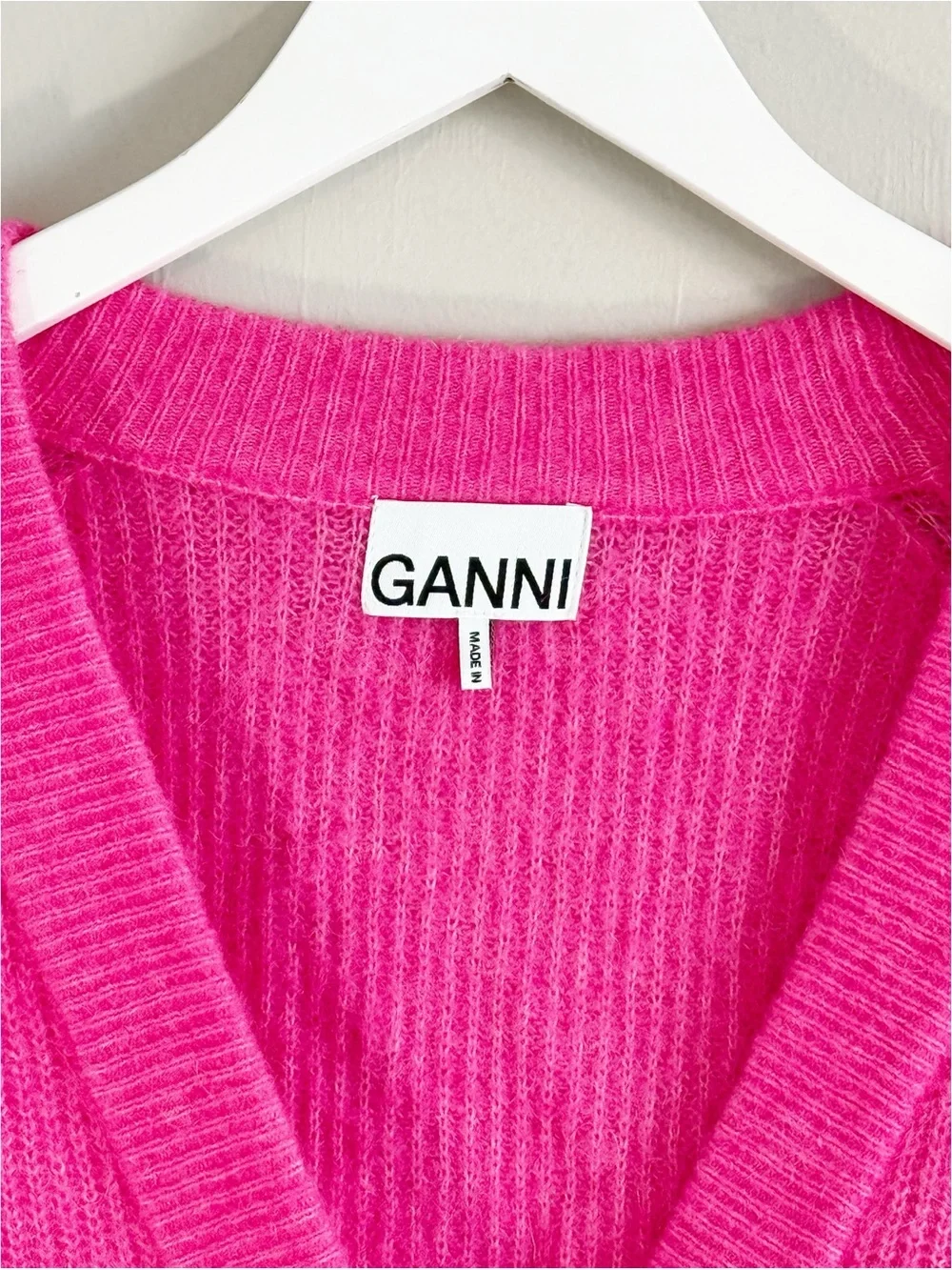 GANNI Women’s Bright Pink V-Neck Crystal Button Pocket Alpaca Blend Cardigan S